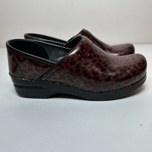 Dansko Cheetah print Professional Clog size 39